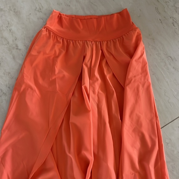 Halara orange wide leg, fun pants - Picture 2 of 5